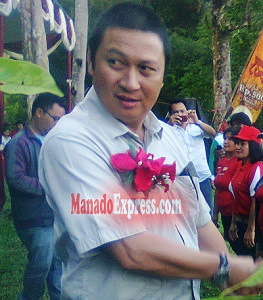 Wabup Nilai Kinerja PNS Minahasa Mulai Membaik